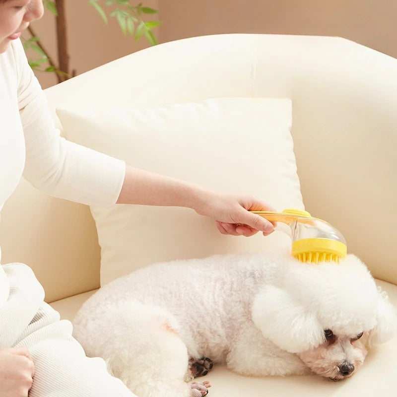 Soft Silicone Pet Bath Brush for Dogs and Cats – Gentle Massage & Cleaning Tool